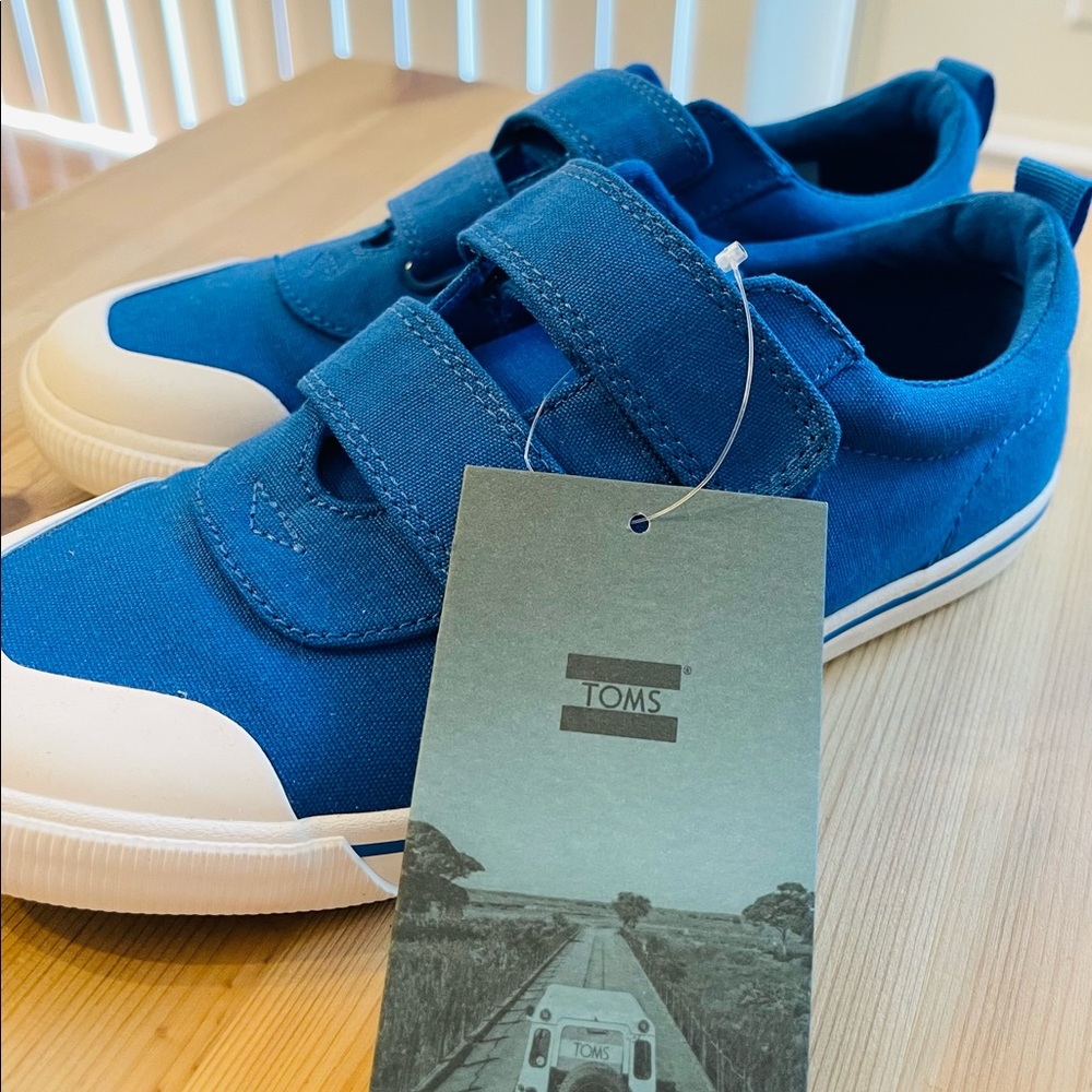 NEW!!! NEW!!! TOMS blue color Y4 can fit W6